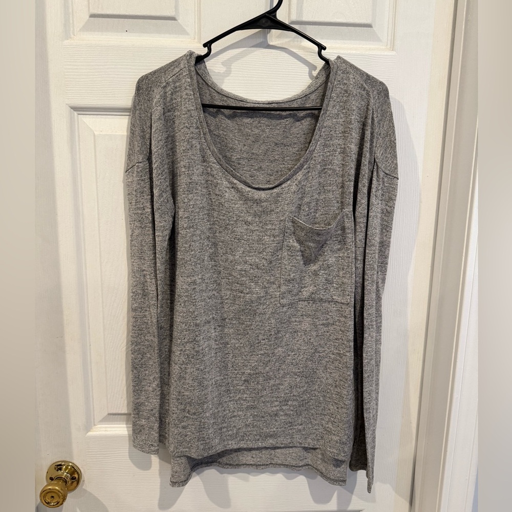 High-Low Top - Picture 5 of 5